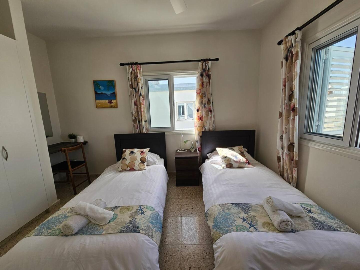 Ammos Beachfront Villa Paradise Larnaca Exterior foto