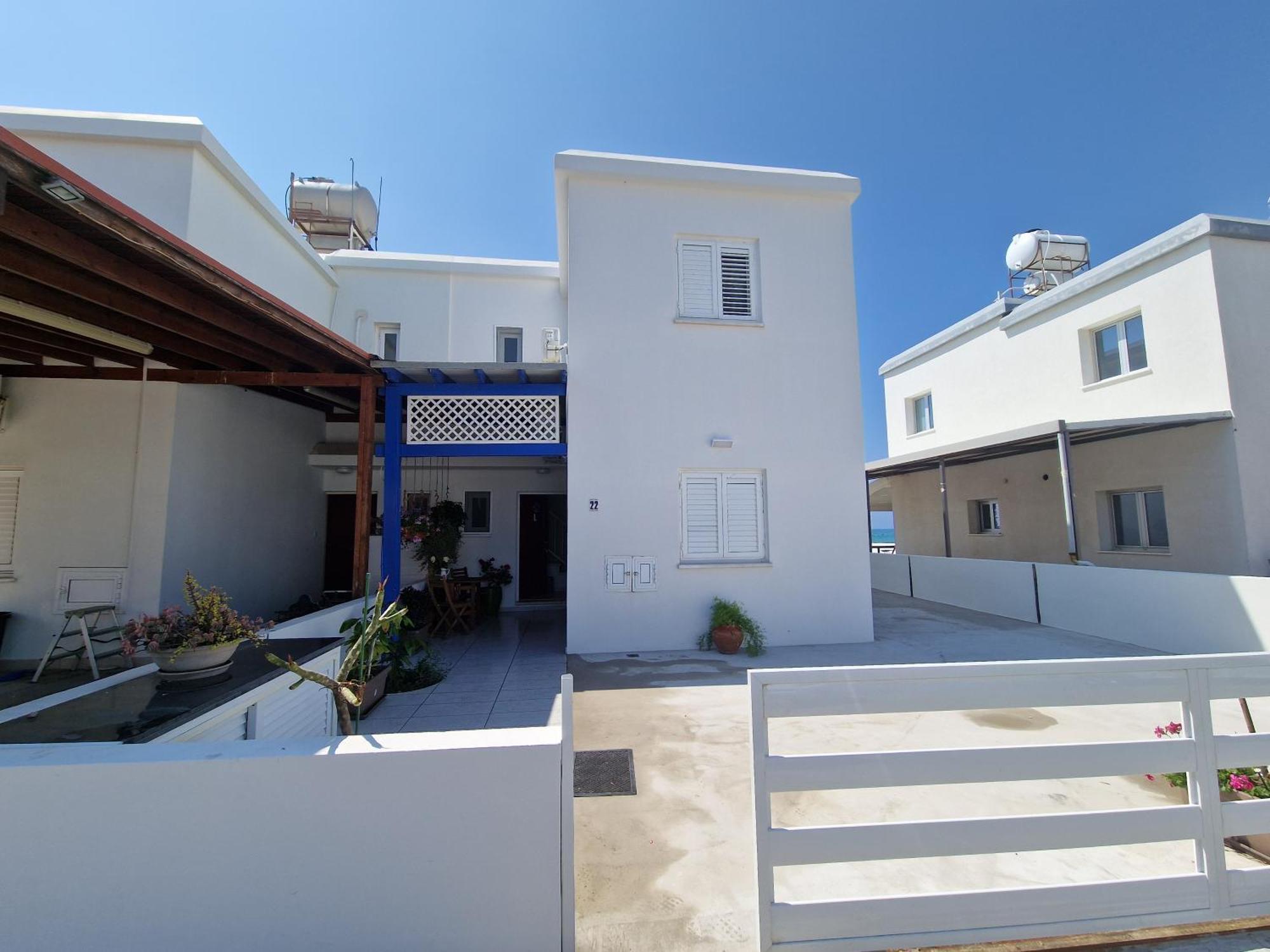Ammos Beachfront Villa Paradise Larnaca Exterior foto