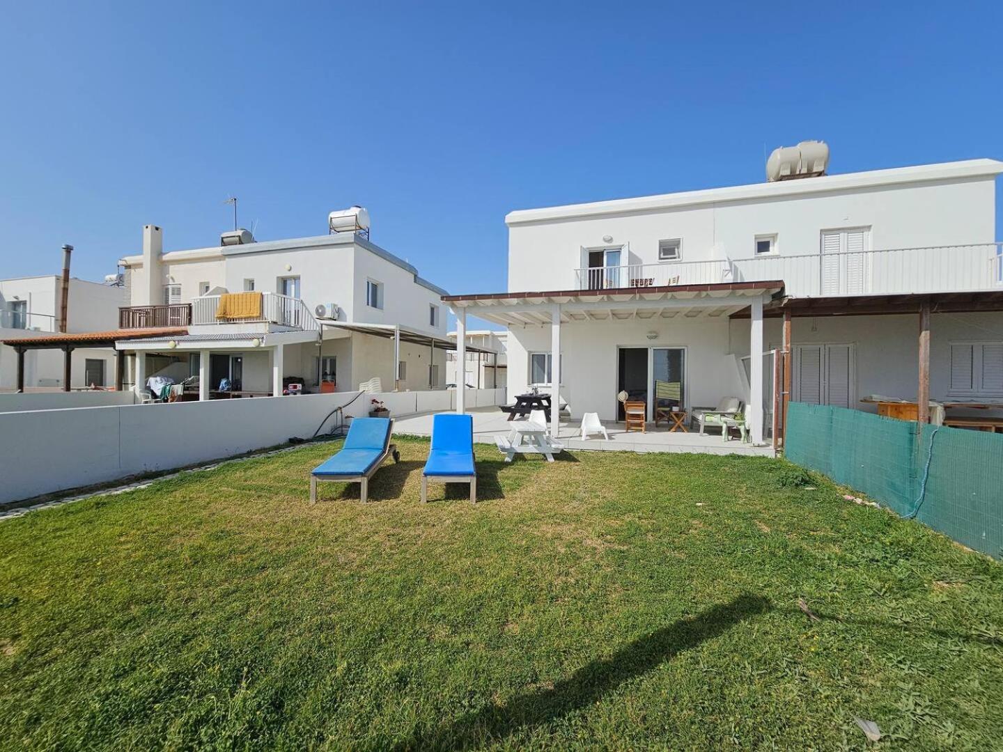 Ammos Beachfront Villa Paradise Larnaca Exterior foto